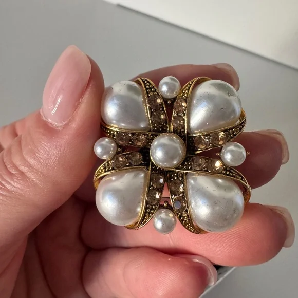 NWT Vintage Creative Elegant Stone Brooch - Picture 2 of 5